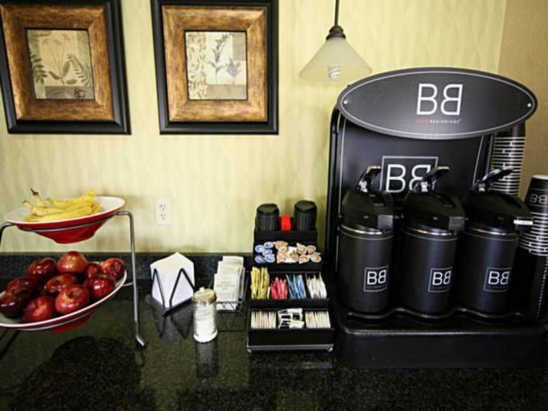 Fairfield Inn & Suites Kansas City Airport Eksteriør billede