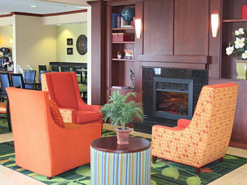 Fairfield Inn & Suites Kansas City Airport Eksteriør billede