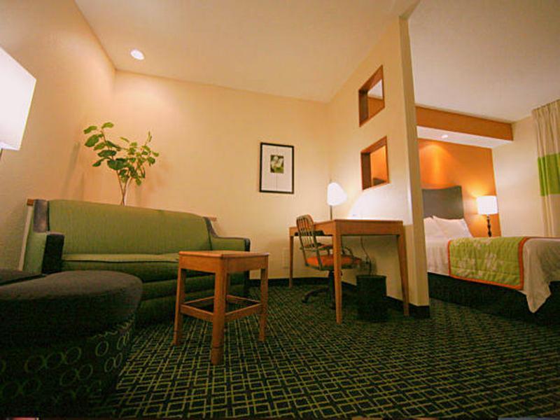 Fairfield Inn & Suites Kansas City Airport Eksteriør billede