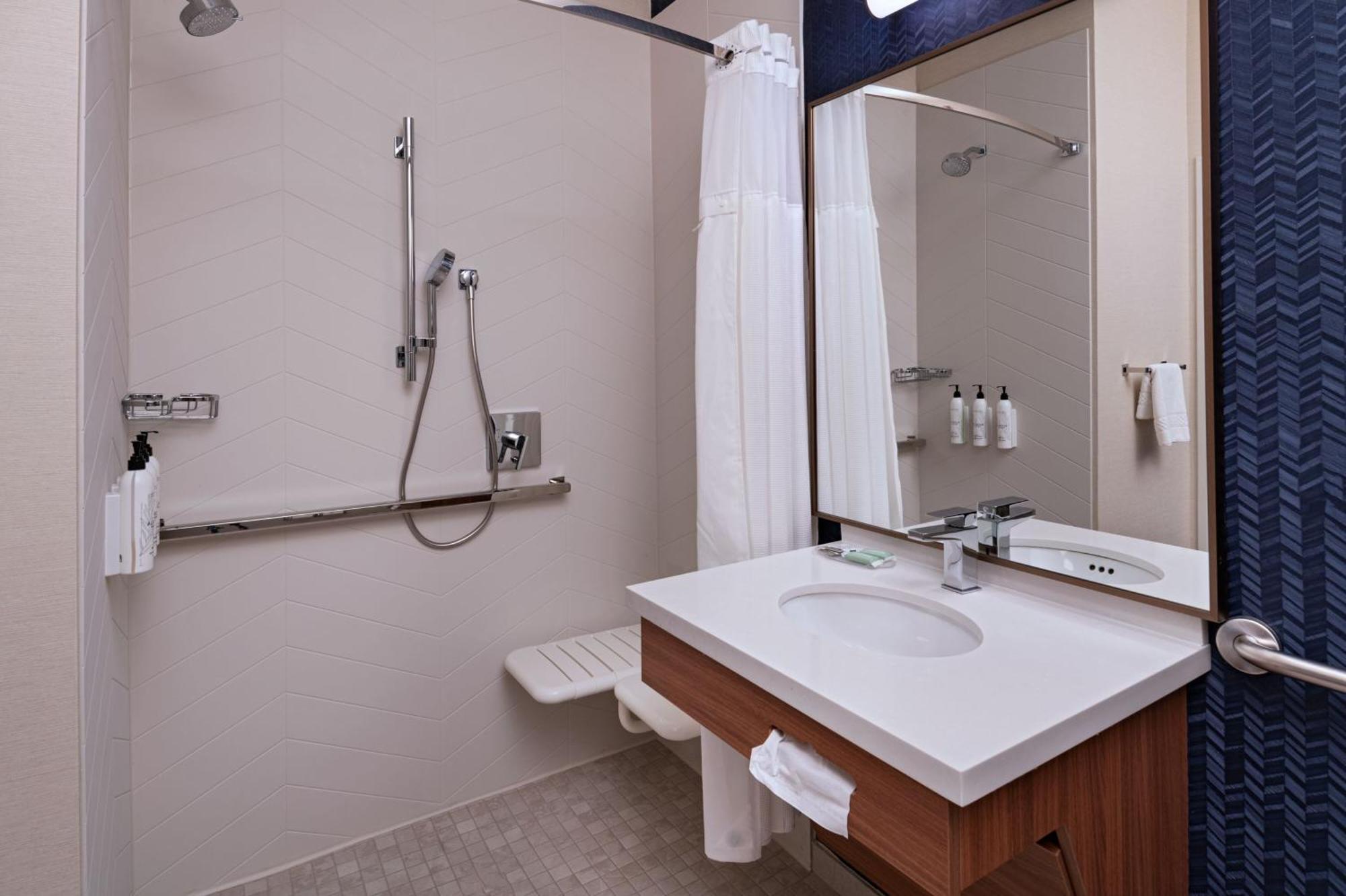Fairfield Inn & Suites Kansas City Airport Eksteriør billede