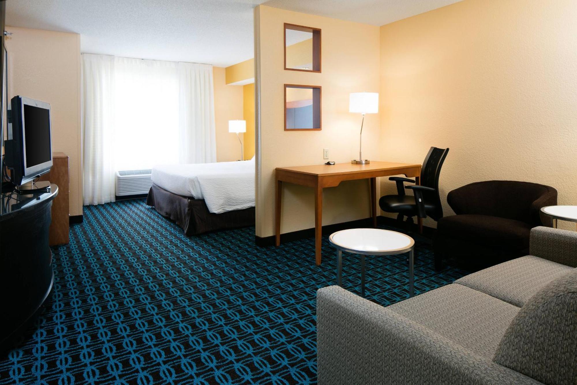 Fairfield Inn & Suites Kansas City Airport Eksteriør billede