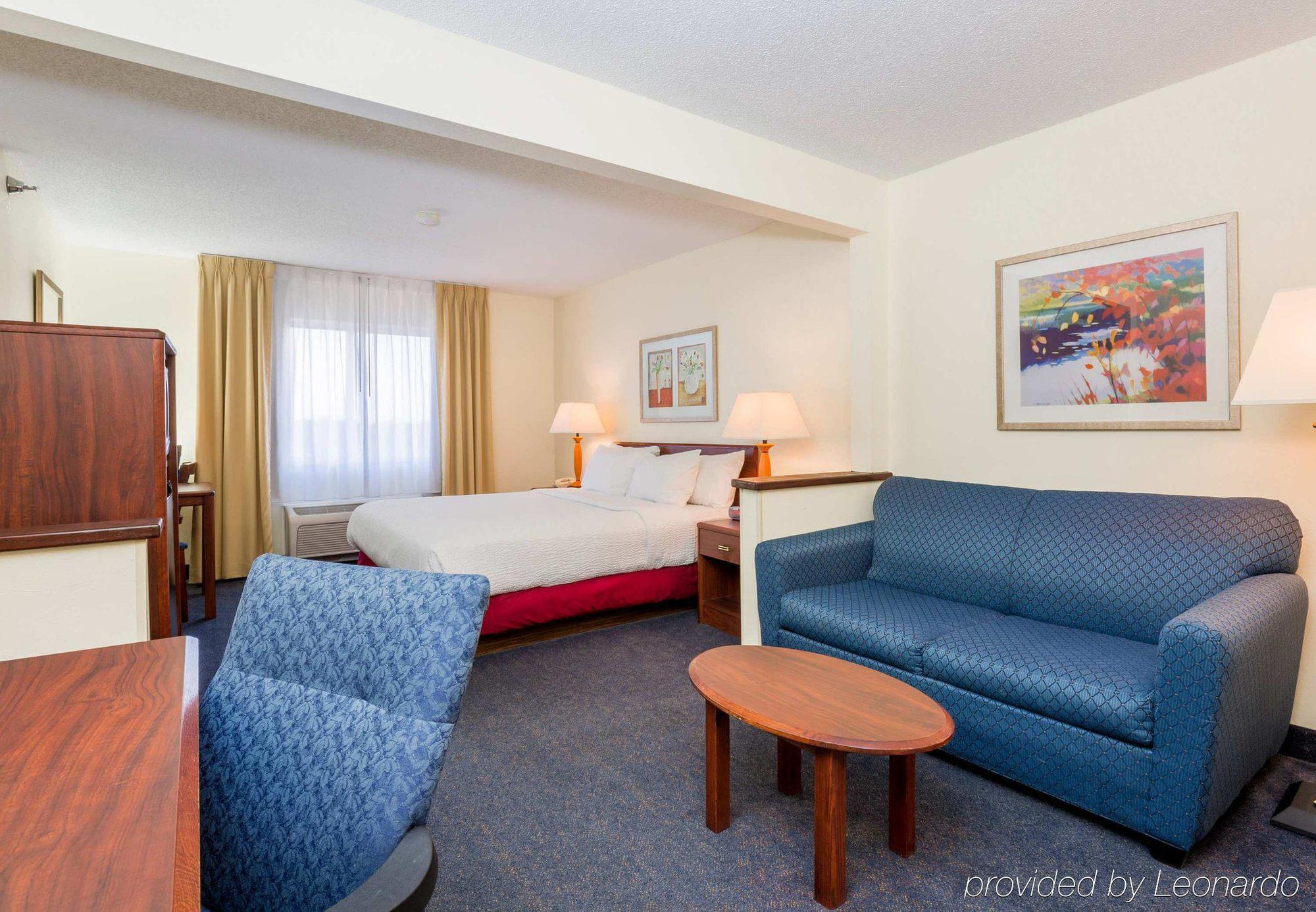 Fairfield Inn & Suites Kansas City Airport Eksteriør billede