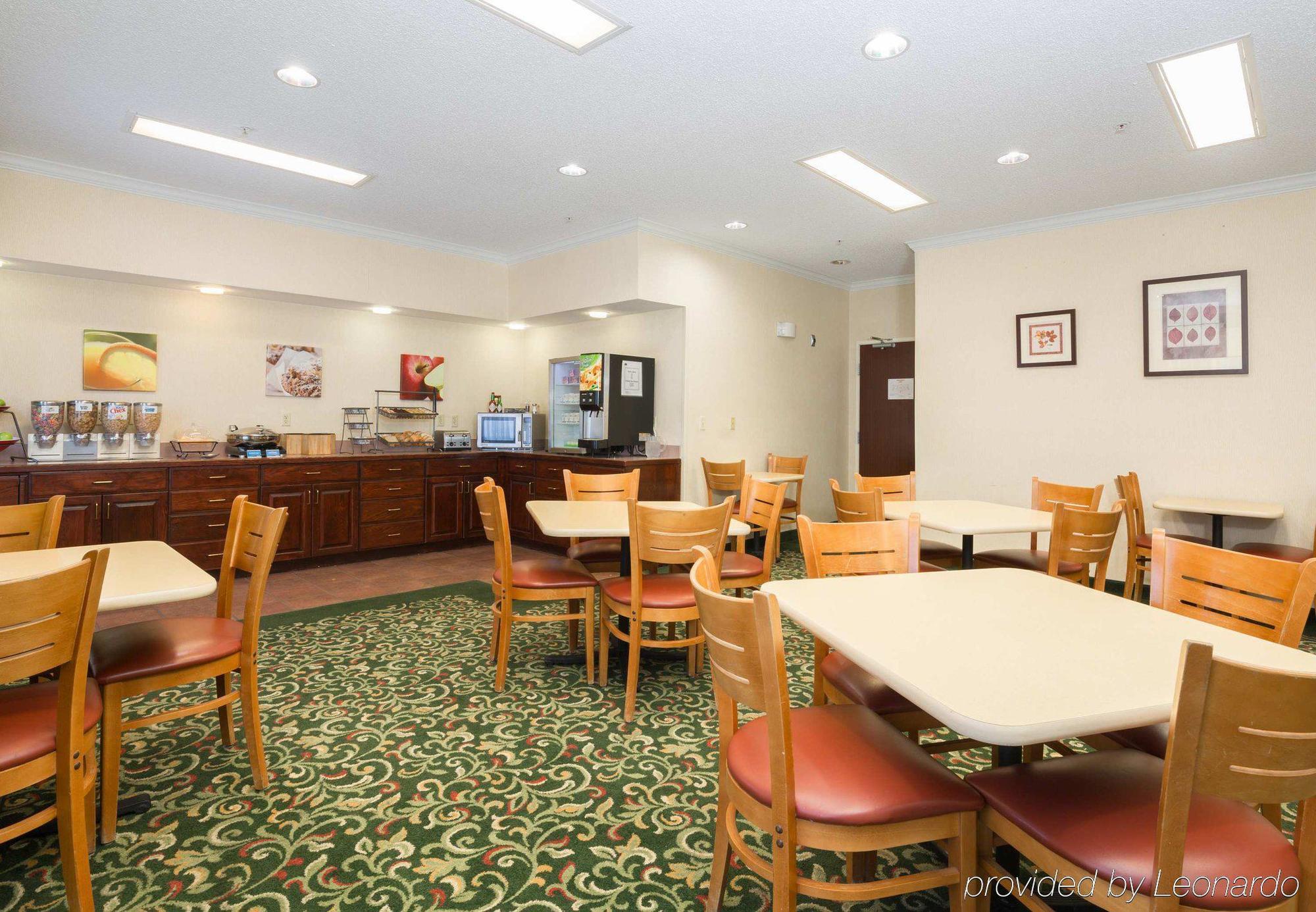 Fairfield Inn & Suites Kansas City Airport Eksteriør billede