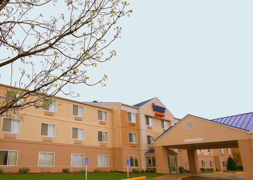 Fairfield Inn & Suites Kansas City Airport Eksteriør billede